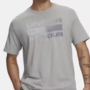 Under Armour Gray Men's T-shirt Large